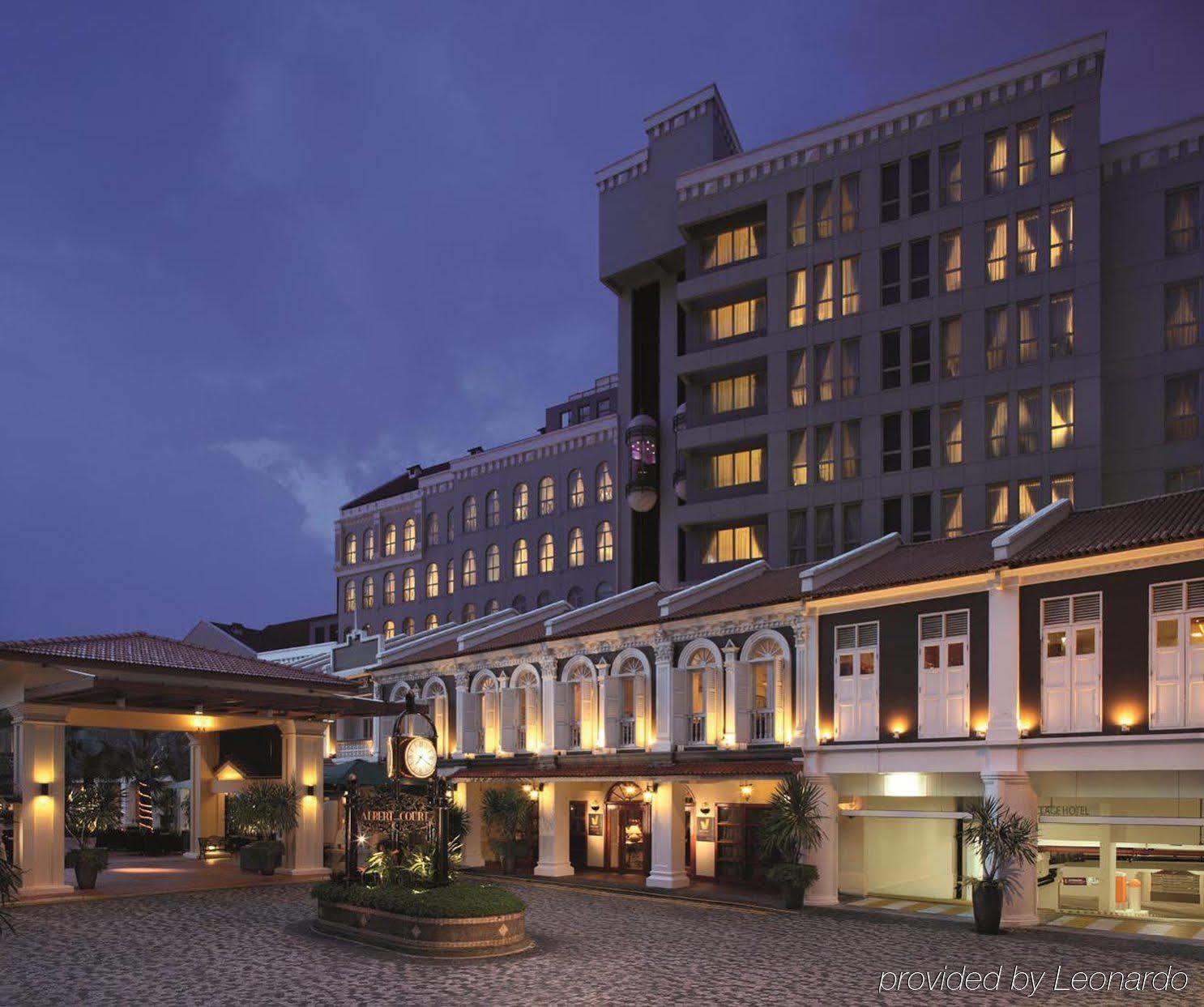 Village Hotel Albert Court By Far East Hospitality Сингапур Экстерьер фото